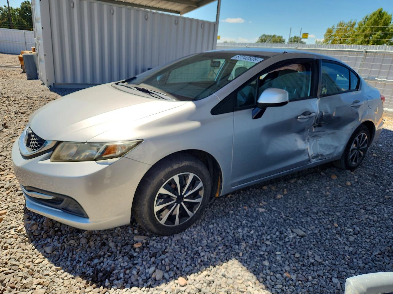 2013 HONDA CIVIC LX | 19XFB2F56DE097544 | UPCARS