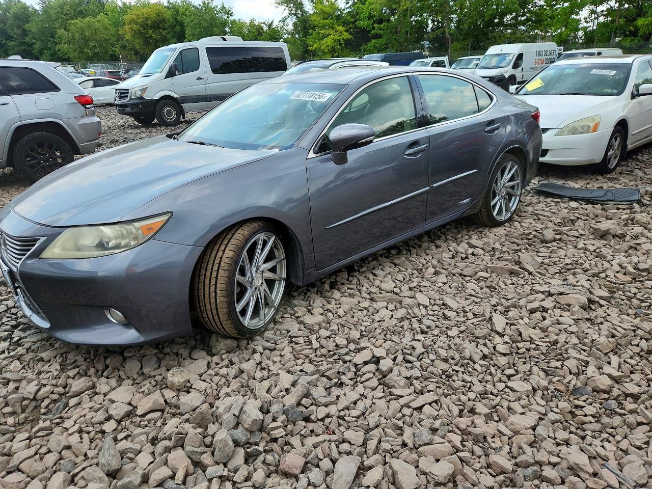 2013 LEXUS ES 300H | JTHBW1GGXD2001486 | UPCARS