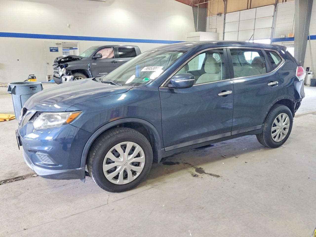 2015 NISSAN ROGUE S | 5N1AT2MV3FC770449 | UPCARS