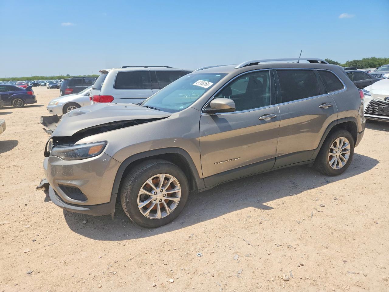 2019 JEEP CHEROKEE LATITUDE | 1C4PJLCB7KD382176 | UPCARS