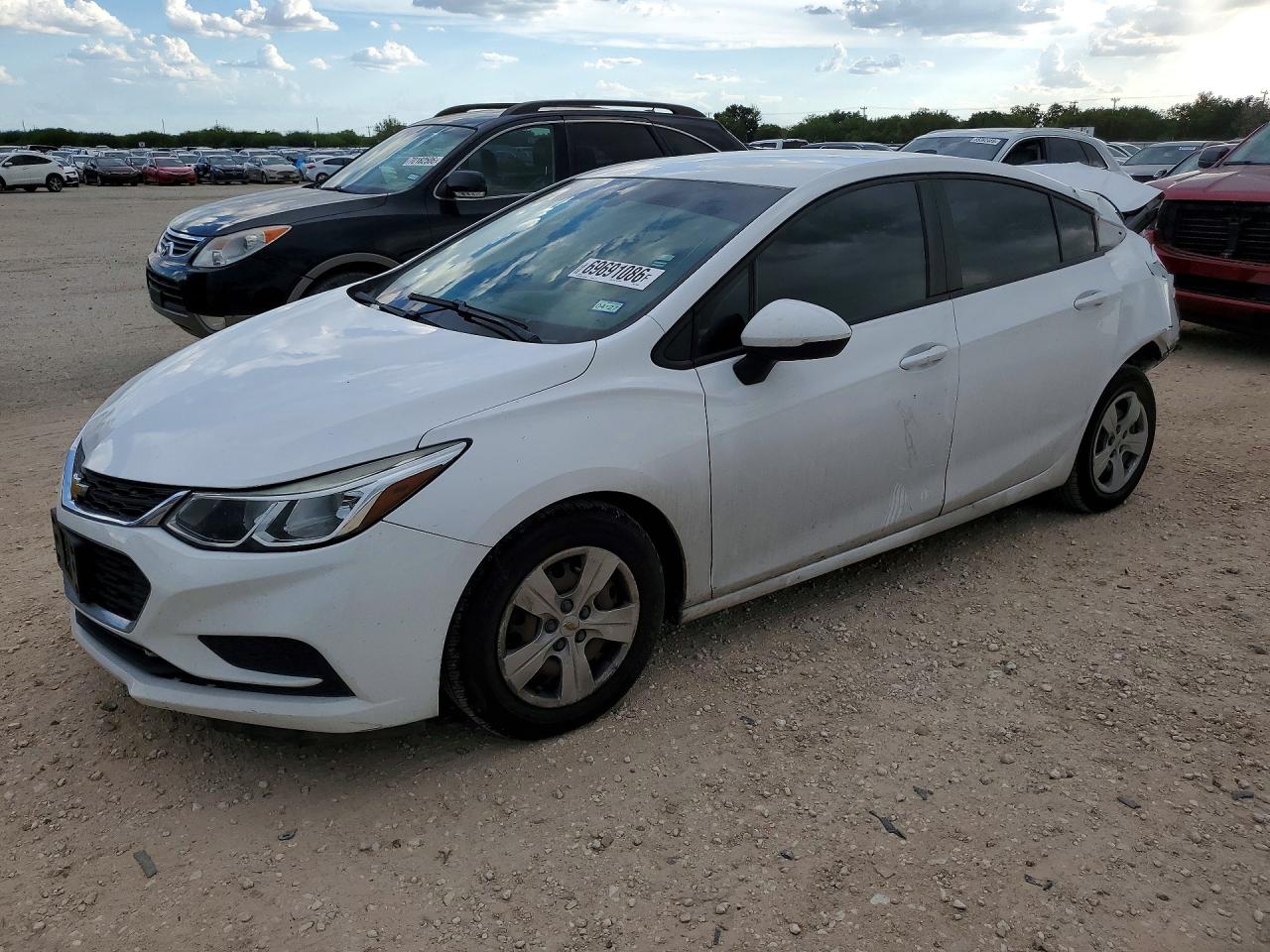 2018 CHEVROLET CRUZE LS | 1G1BC5SM6J7235808 | UPCARS