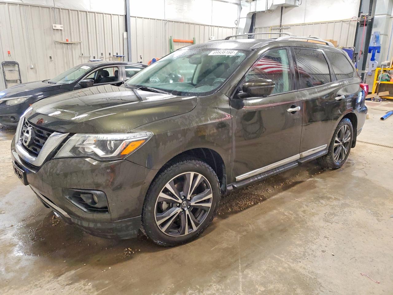 2017 NISSAN PATHFINDER PLATINUM | 5N1DR2MM5HC602687 | UPCARS