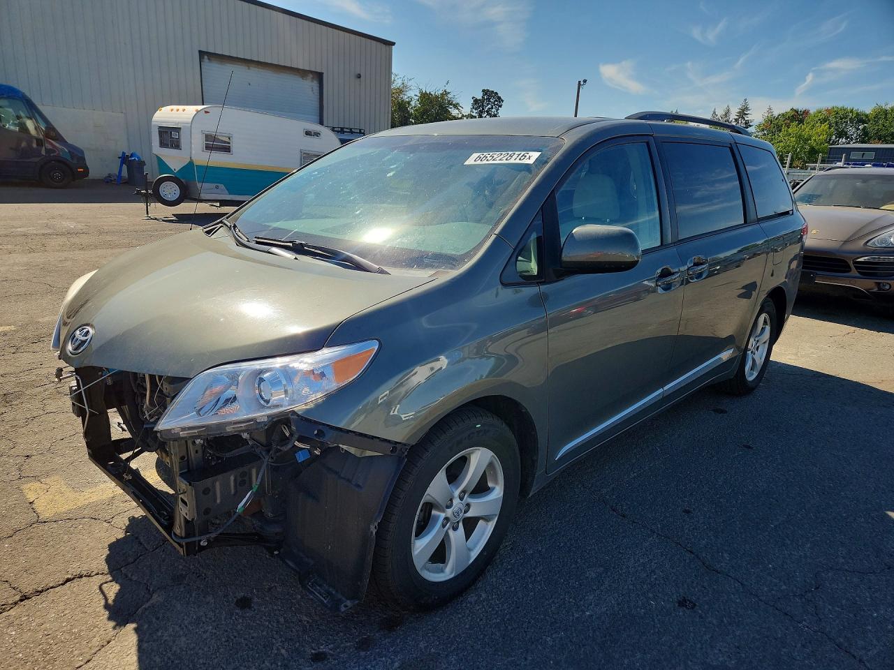 2013 TOYOTA SIENNA LE | 5TDKK3DC4DS299214 | UPCARS