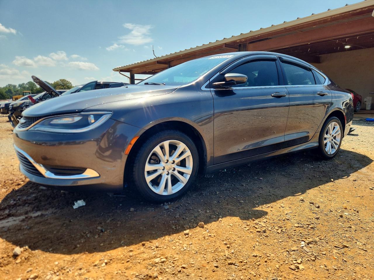 2015 CHRYSLER 200 LIMITED | 1C3CCCAB5FN751956 | UPCARS