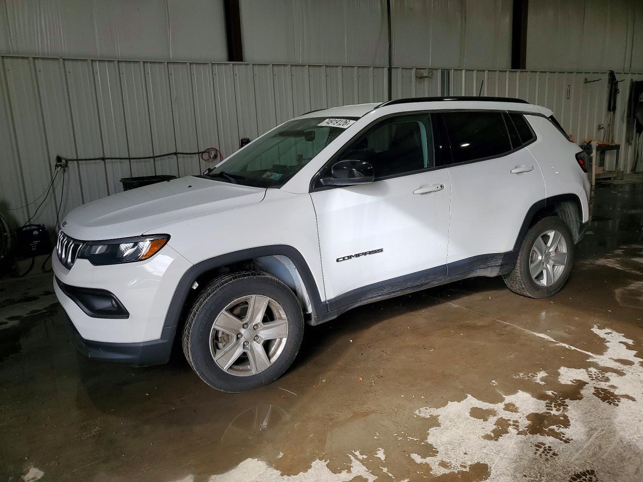 2022 JEEP COMPASS LATITUDE | 3C4NJDBB0NT135448 | UPCARS