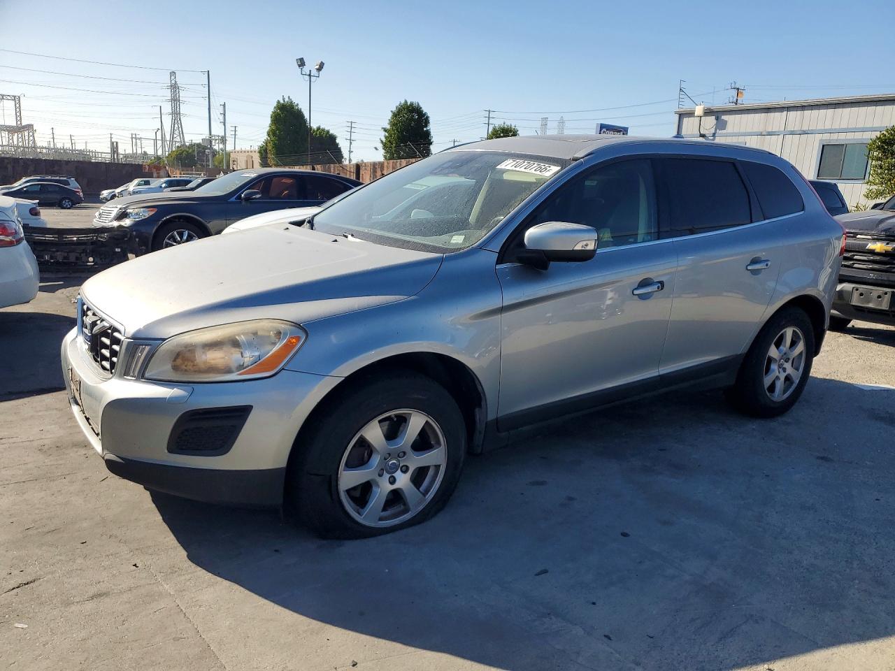 2011 VOLVO XC60 3.2 | YV4940DZ1B2198306 | UPCARS