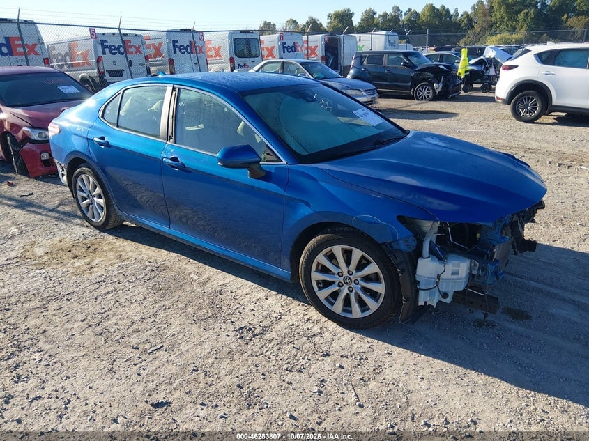2019 TOYOTA CAMRY LE | 4T1B11HK0KU257944 | UPCARS