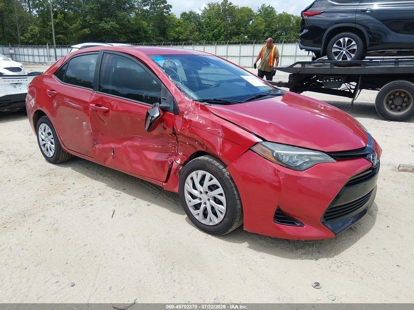 2018 TOYOTA COROLLA LE | 5YFBURHE6JP812041 | UPCARS