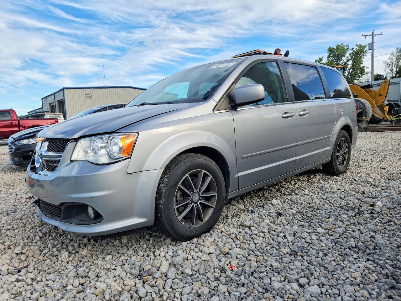 2017 DODGE CARAVAN SXT | 2C4RDGCG0HR827592 | UPCARS