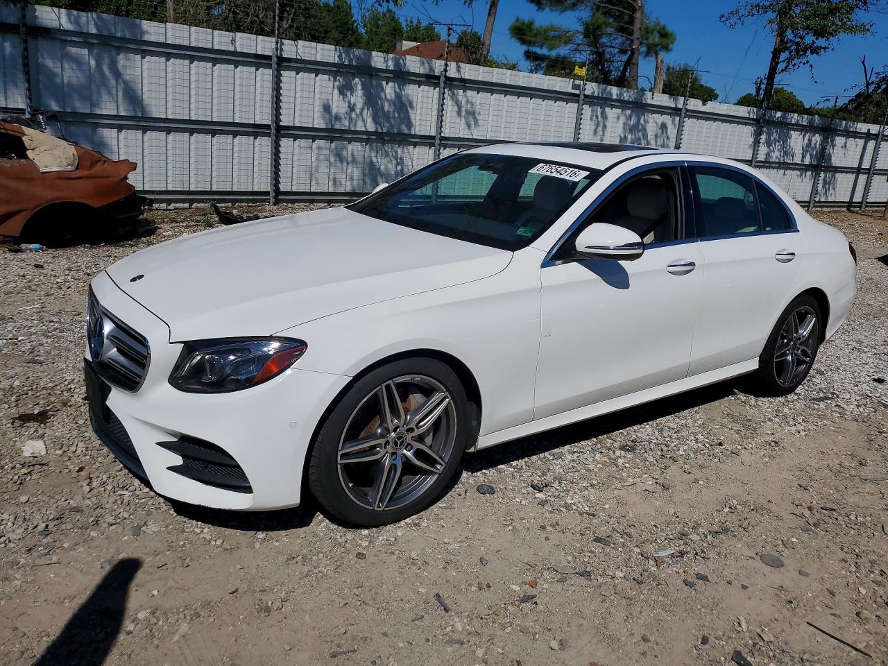 2018 MERCEDES-BENZ E-CLASS 300 | WDDZF4JB9JA477637 | UPCARS