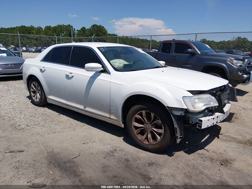 2015 CHRYSLER 300 LIMITED | 2C3CCAAG3FH872185 | UPCARS