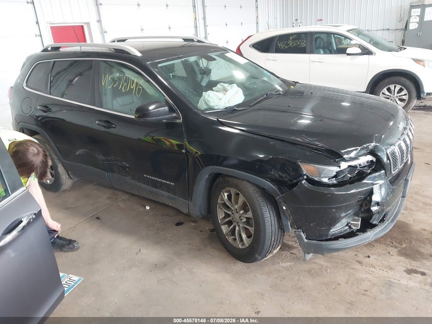 2019 JEEP CHEROKEE LATITUDE PLUS 4X4 | 1C4PJMLB9KD354644 | UPCARS