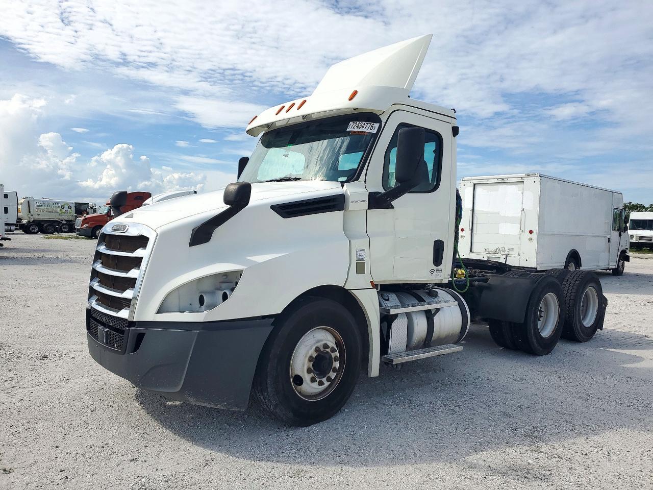 2019 FREIGHTLINER ALL OTHER SEMI TRUCK | 3AKJHLDV3KSKE0920 | UPCARS