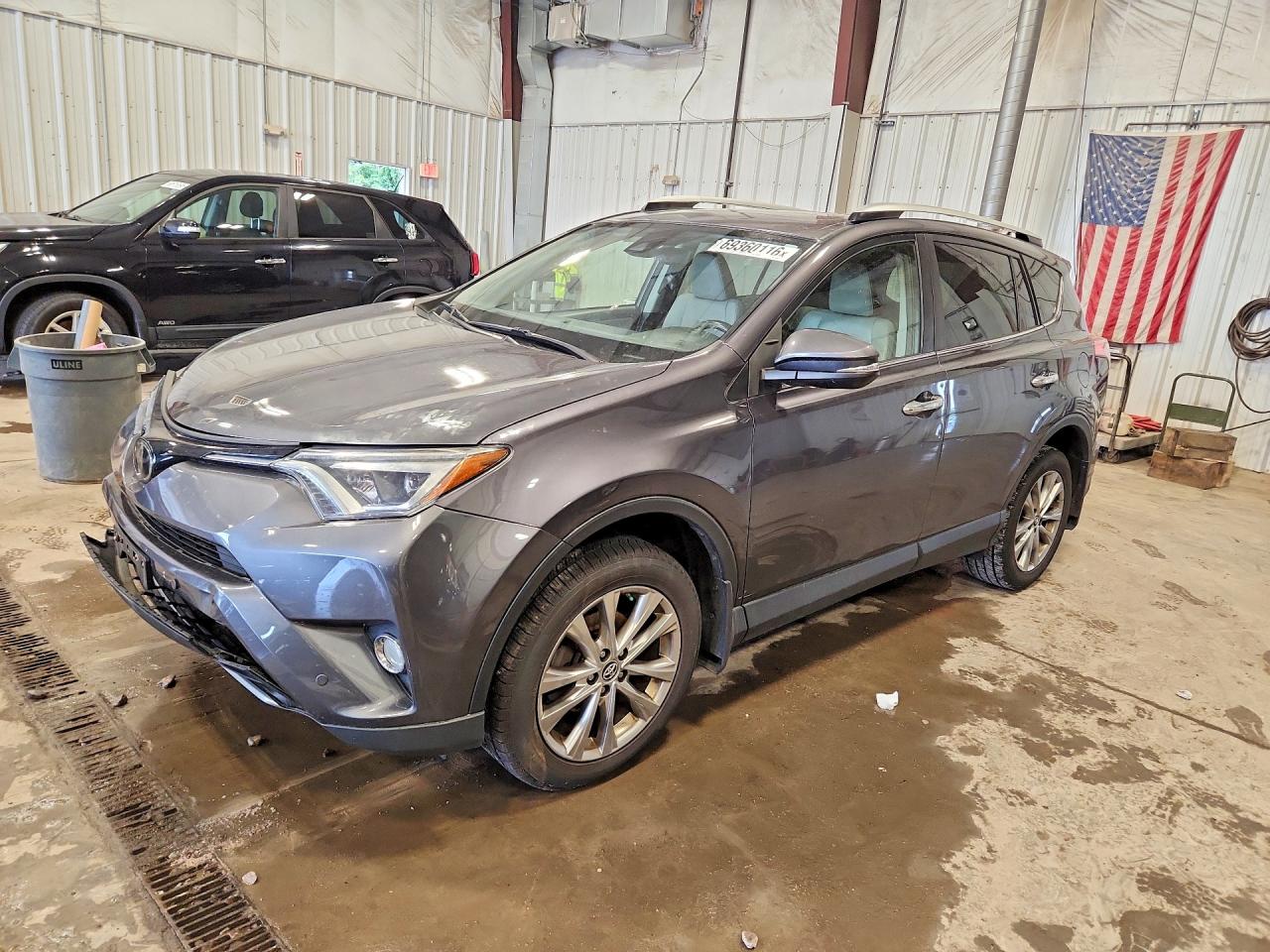 2016 TOYOTA RAV4 LIMITED | JTMDFREV7GJ085996 | UPCARS