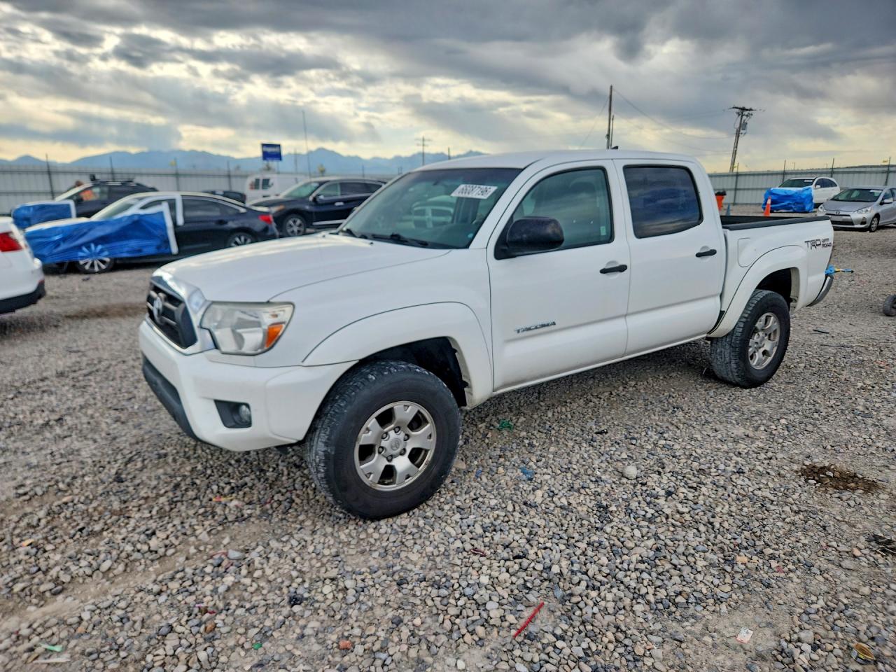 2015 TOYOTA TACOMA V6 | 3TMLU4EN6FM186503 | UPCARS