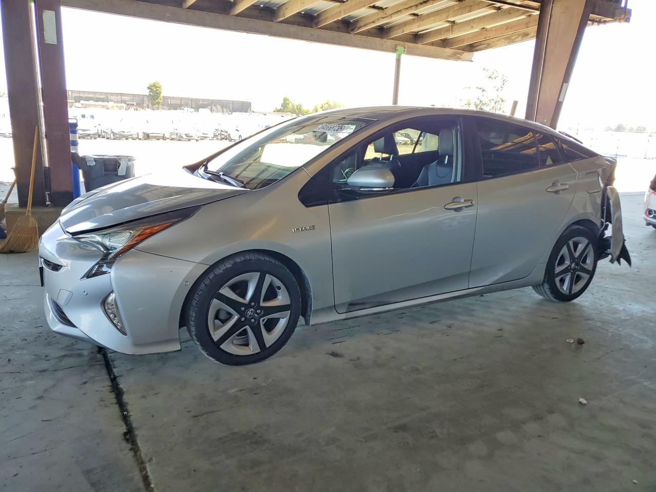 2018 TOYOTA PRIUS | JTDKARFU3J3554895 | UPCARS