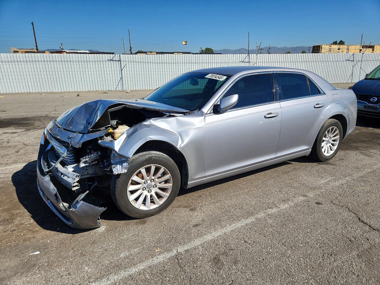2014 CHRYSLER 300 | 2C3CCAAGXEH335957 | UPCARS