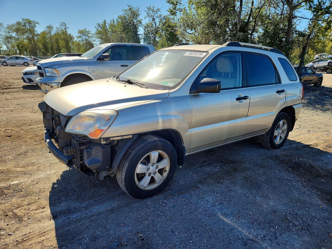 2009 KIA SPORTAGE LX | KNDJF724097599398 | UPCARS