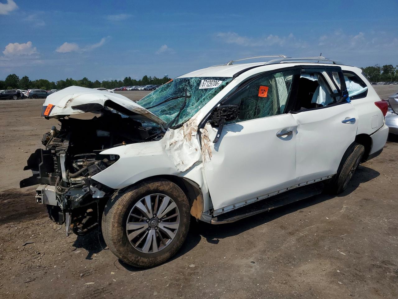 2018 NISSAN PATHFINDER SL | 5N1DR2MN4JC615168 | UPCARS