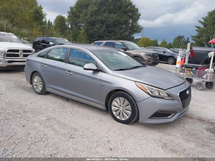 2016 HYUNDAI SONATA HYBRID SE | KMHE24L14GA012017 | UPCARS