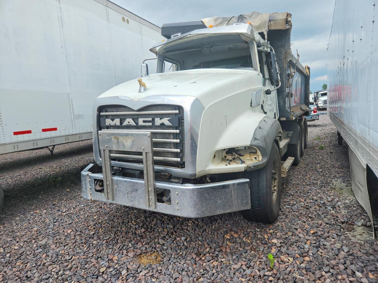 2020 MACK ALL OTHER DUMP TRUCK | 1M2GR2GC3LM013267 | UPCARS