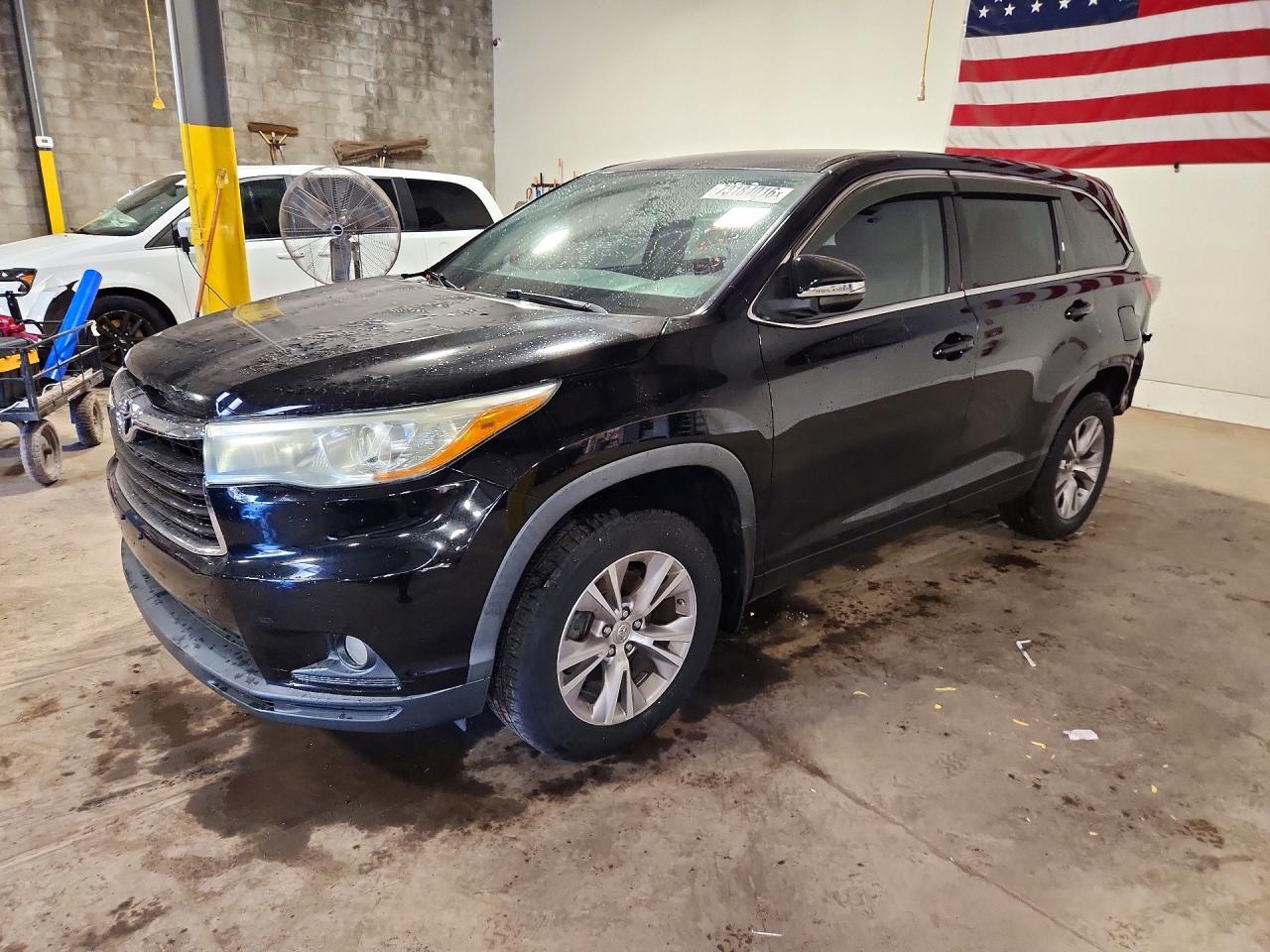 2015 TOYOTA HIGHLANDER LE PLUS | 5TDBKRFH5FS223502 | UPCARS