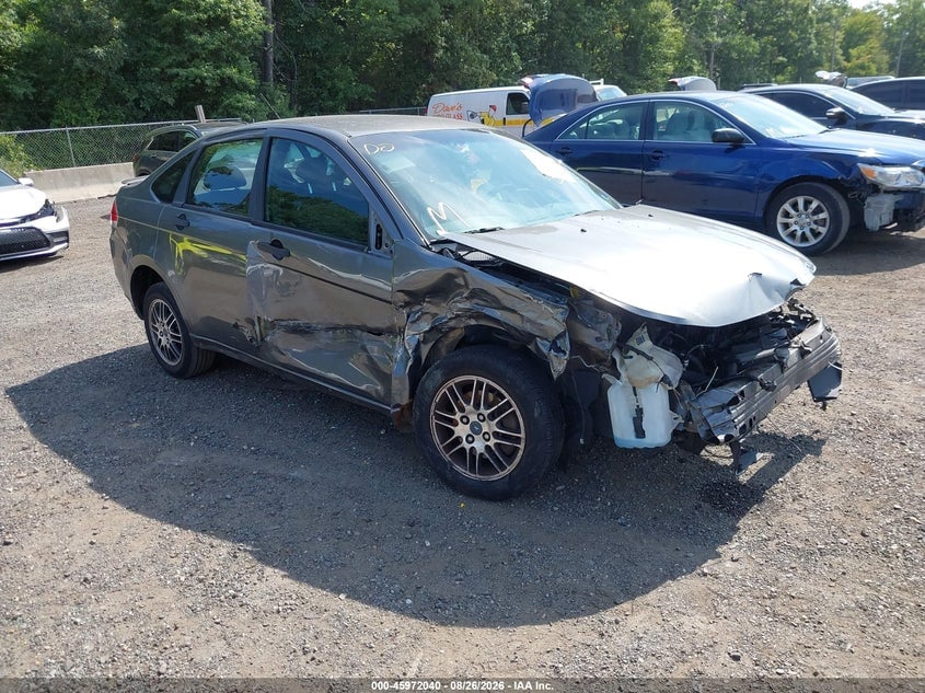 2010 FORD FOCU SE | 1FAHP3FN3AW105963 | UPCARS