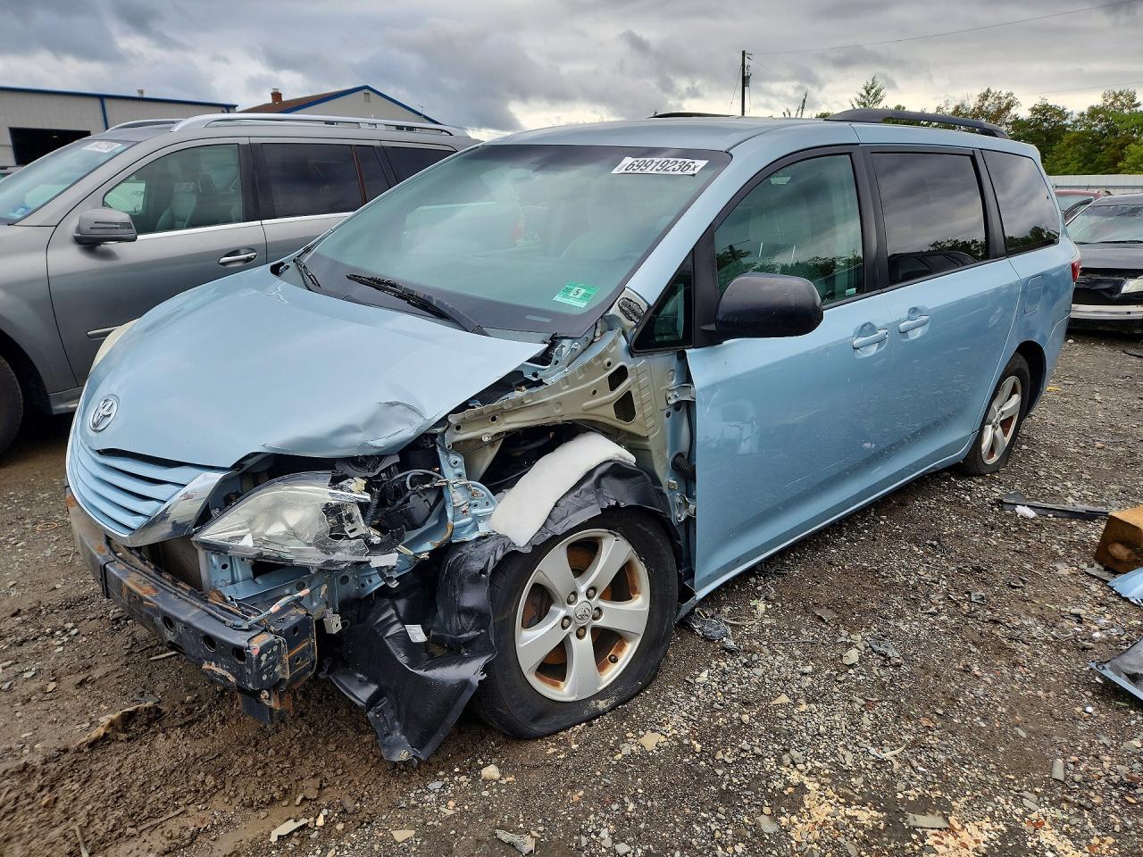 2015 TOYOTA SIENNA LE | 5TDKK3DC5FS612287 | UPCARS