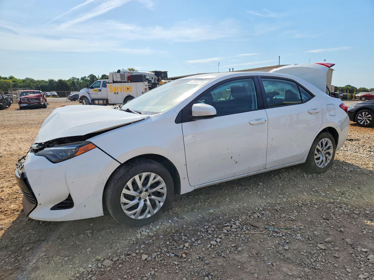 2018 TOYOTA COROLLA LE | 5YFBURHE5JP850201 | UPCARS