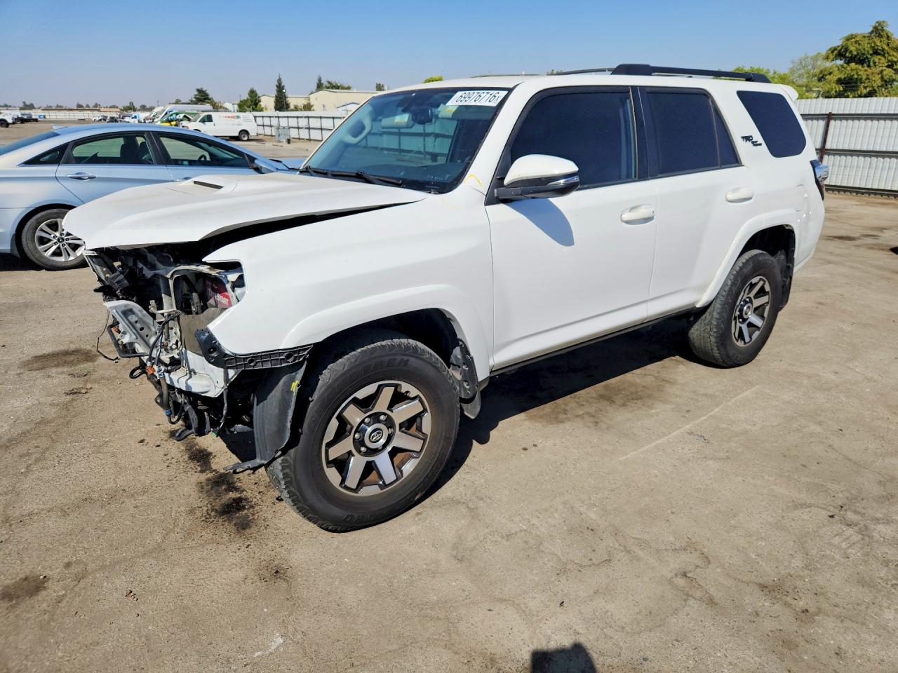 2019 TOYOTA 4RUNNER TRD OFF-ROAD PREMIUM | JTEBU5JR0K5692852 | UPCARS