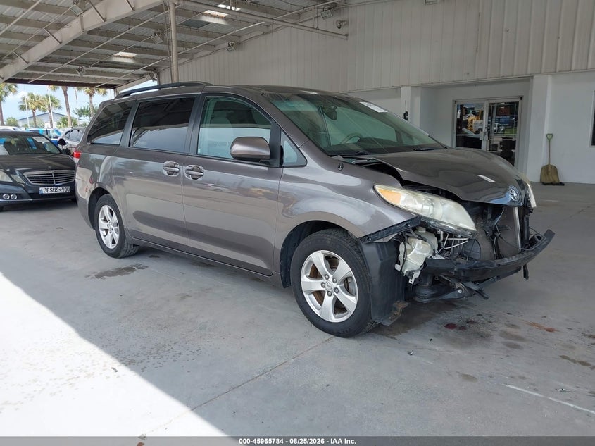2013 TOYOTA SIENNA LE V6 8 PASSENGER | 5TDKK3DC1DS383099 | UPCARS
