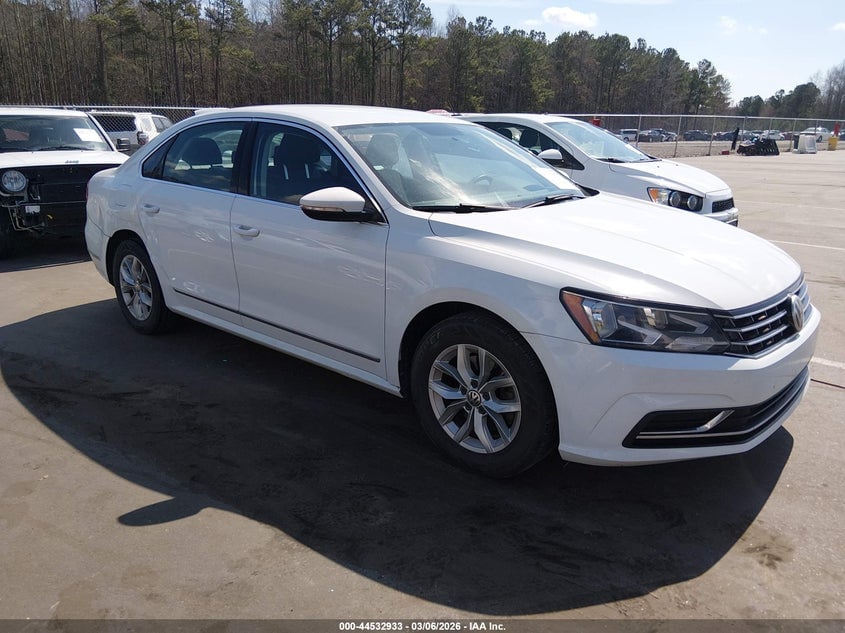 2017 VOLKSWAGEN PASSAT 1.8T S | 1VWAT7A35HC017915 | UPCARS