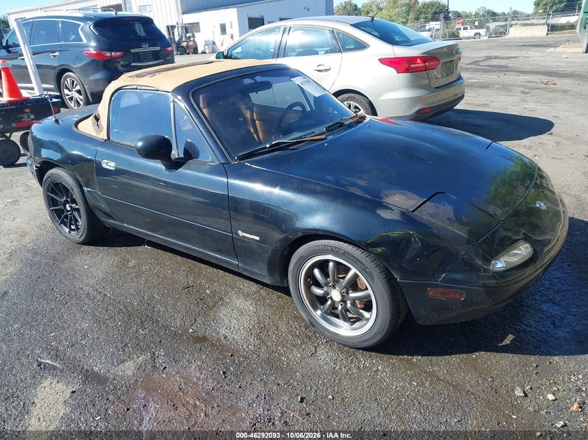 1993 MAZDA MX-5 MIATA | JM1NA3515P1418774 | UPCARS