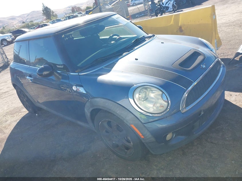 2010 MINI COOPER S | WMWMF7C51ATX42016 | UPCARS