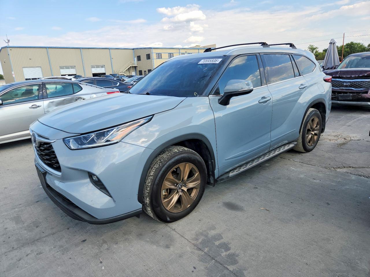 2022 TOYOTA HIGHLANDER BRONZE EDITION | 5TDAARAH8NS513754 | UPCARS