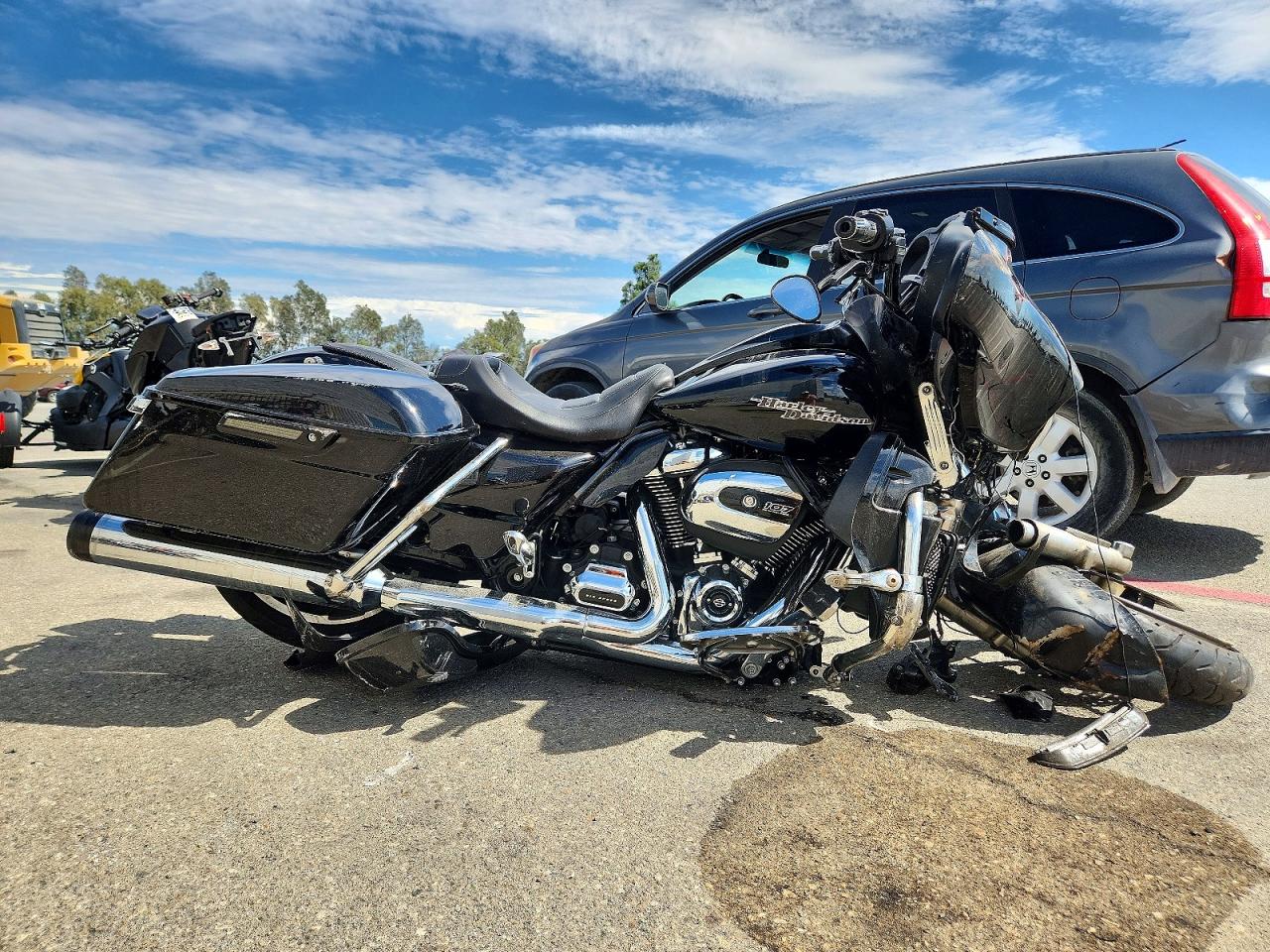 2020 HARLEY-DAVIDSON FL | 1HD1KBC28LB675335 | UPCARS