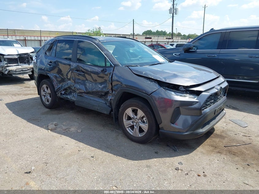 2025 TOYOTA RAV4 XLE | 2T3W1RFV4SC359088 | UPCARS