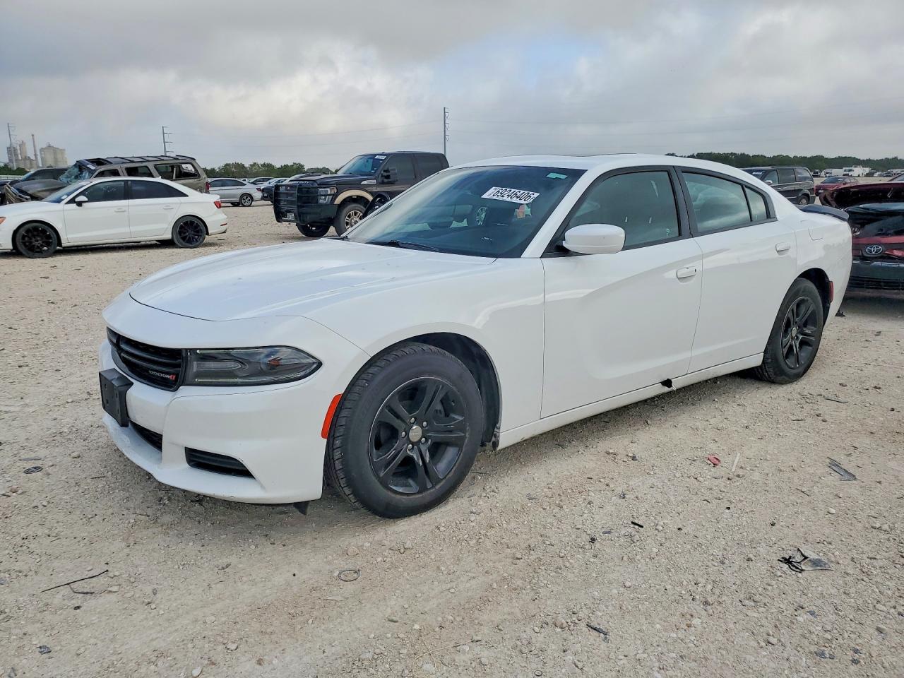 2019 DODGE CHARGER SXT | 2C3CDXBGXKH717433 | UPCARS
