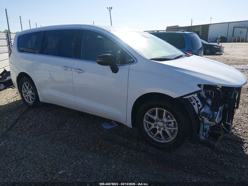 2025 CHRYSLER VOYAGER LX | 2C4RC1CG3SR613977 | UPCARS