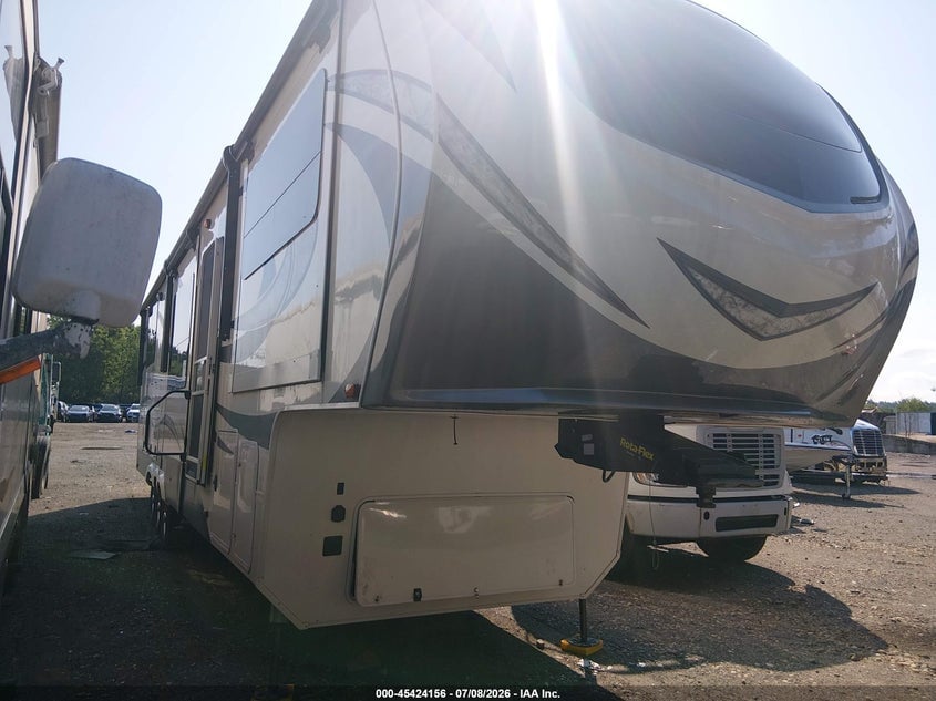 2019 GRAND DESIGN SOLITUDE | 573FS4333K1112282 | UPCARS
