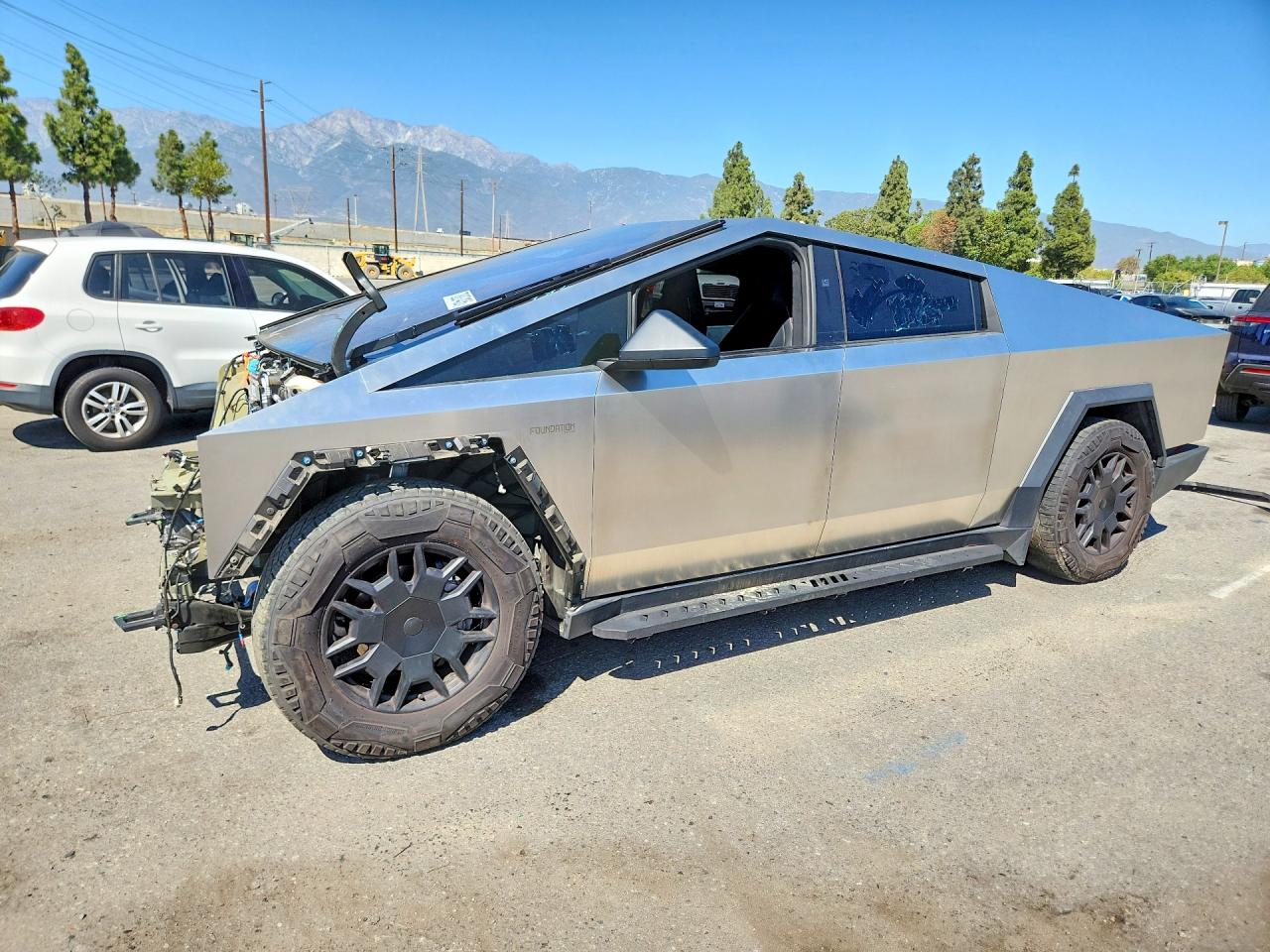 2024 TESLA CYBERTRUCK | 7G2CEHED0RA019519 | UPCARS