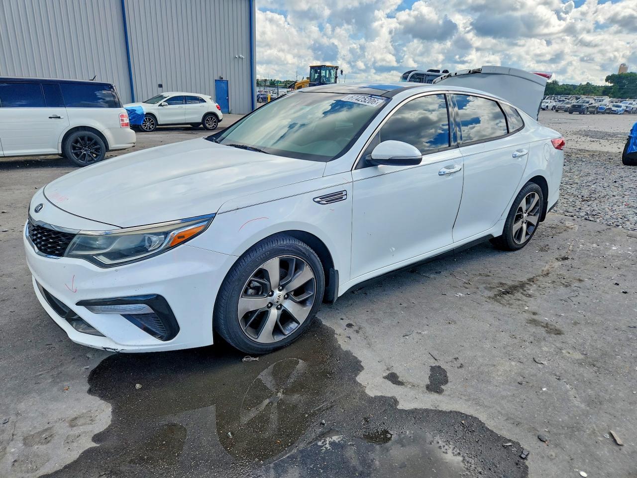 2019 KIA OPTIMA S | 5XXGT4L30KG369137 | UPCARS