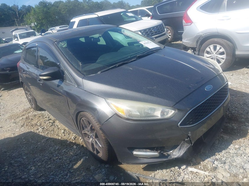 2016 FORD FOCU SE | 1FADP3K28GL273845 | UPCARS