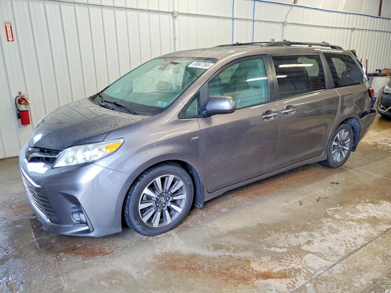 2019 TOYOTA SIENNA XLE PREMIUM 7-PASSENGER | 5TDDZ3DC6KS227092 | UPCARS