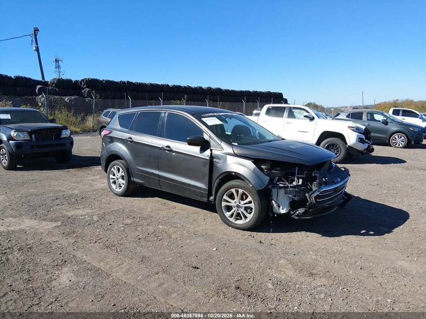 2017 FORD ESCAPE SE | 1FMCU9G99HUD29662 | UPCARS