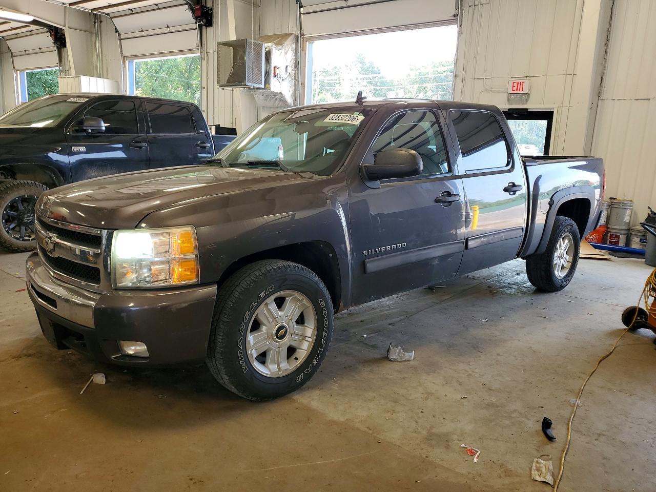 2011 CHEVROLET SILVERADO K1500 LT | 3GCPKSE30BG206182 | UPCARS