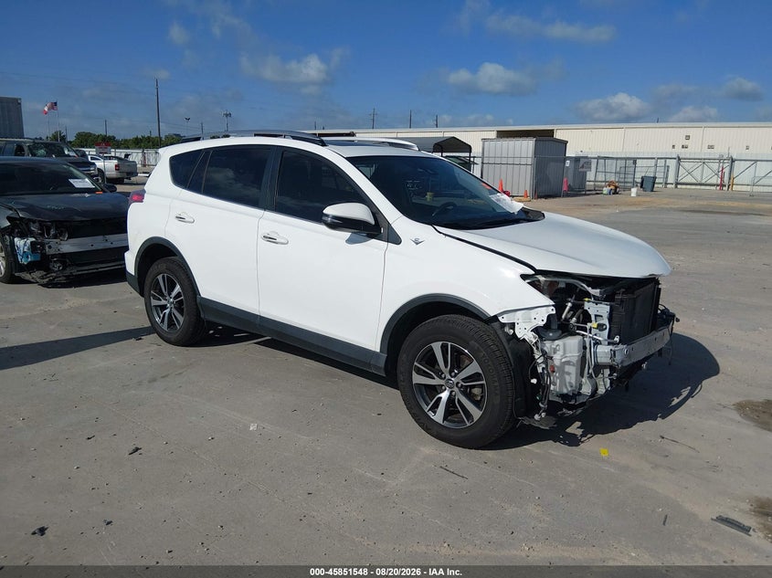 2018 TOYOTA RAV4 XLE | JTMWFREV8JJ725178 | UPCARS