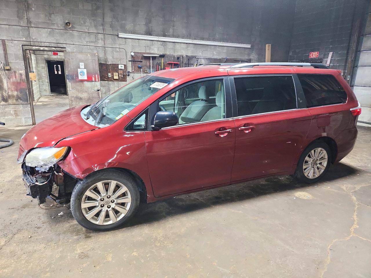 2015 TOYOTA SIENNA LE | 5TDJK3DC6FS126180 | UPCARS