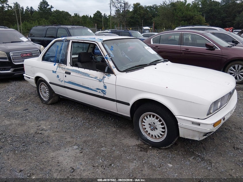 1989 BMW 325 I AUTOMATIC/IS AUTOMATIC | WBAAA2300K4258424 | UPCARS