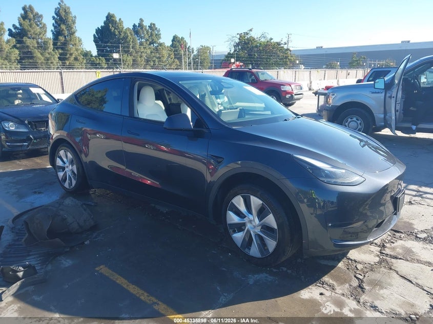 2024 TESLA MODEL Y LONG RANGE DUAL MOTOR ALL-WHEEL DRIVE | 7SAYGAEE5RF004782 | UPCARS